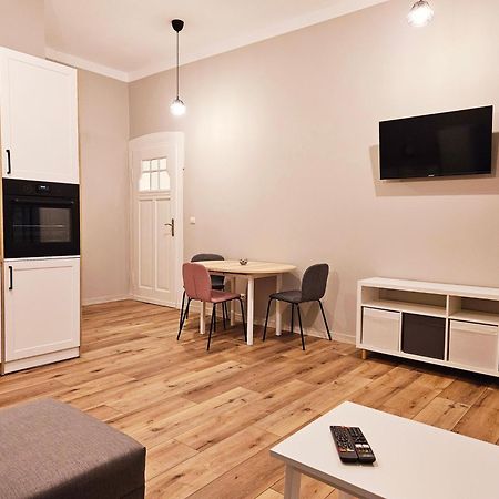 Justinrent 3 Apartment Legnica Exterior foto
