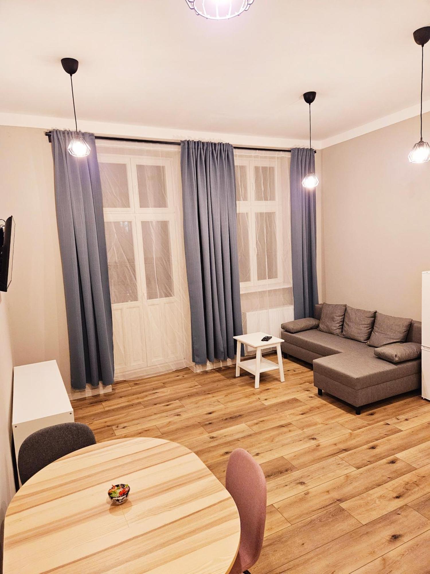 Justinrent 3 Apartment Legnica Exterior foto